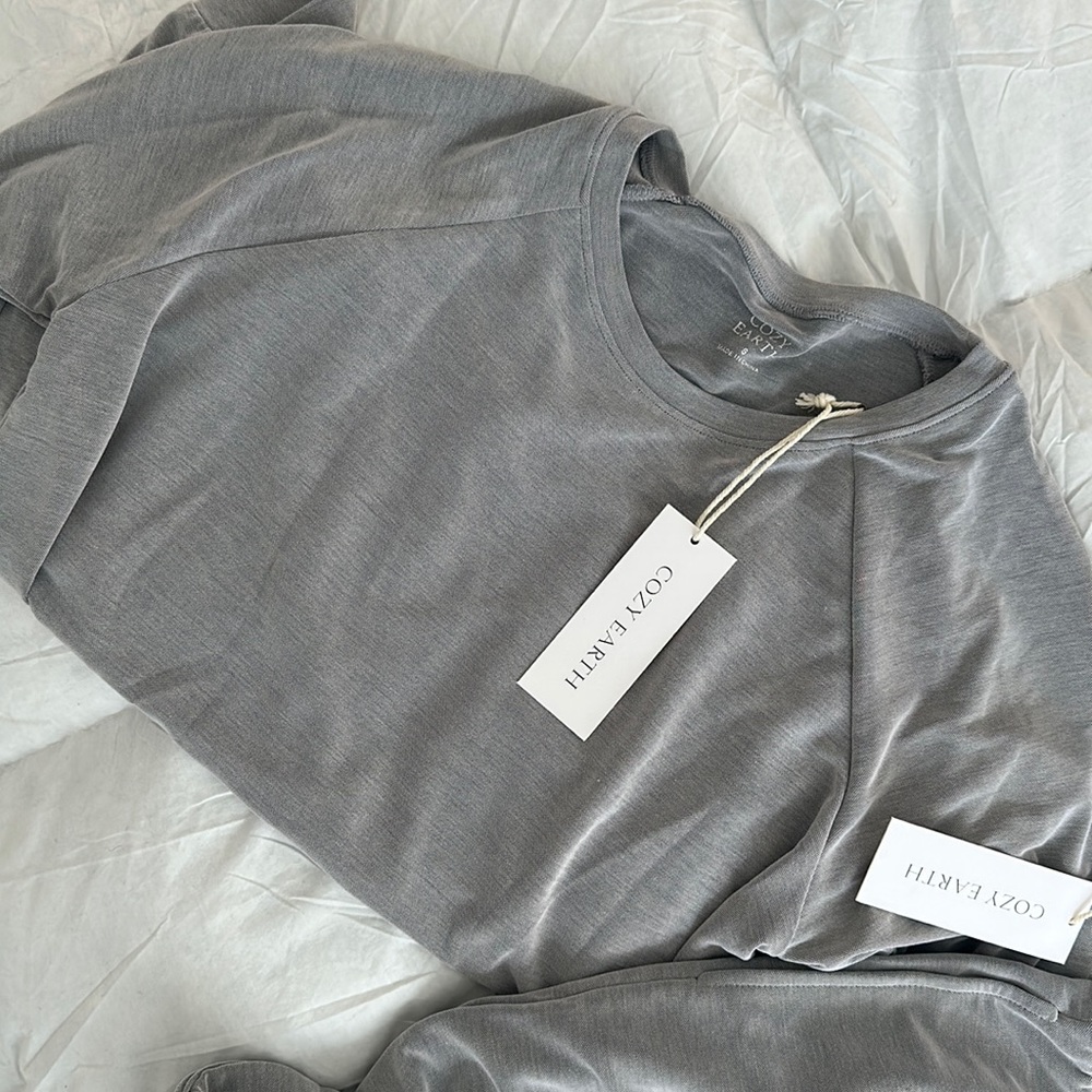 Cozy Earth gray lounge set size small
